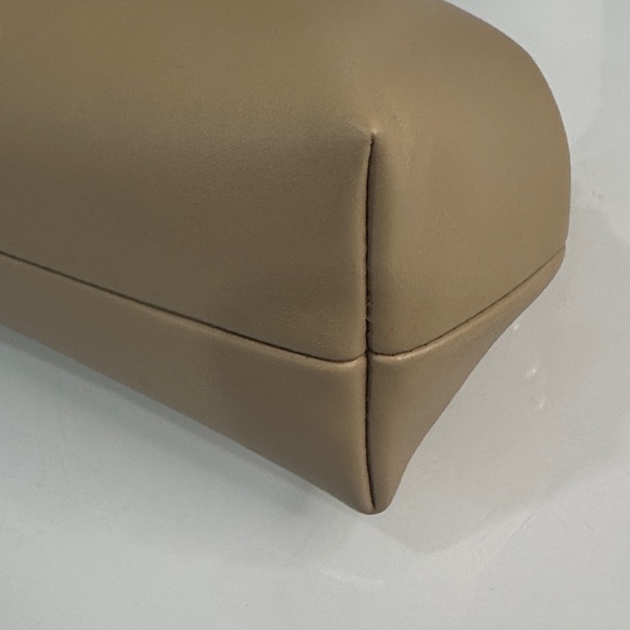 Cult Gaia tan Una clutch with Gold beaded handle - BRAND NEW WITH DUST BAG - Picture 8 of 13